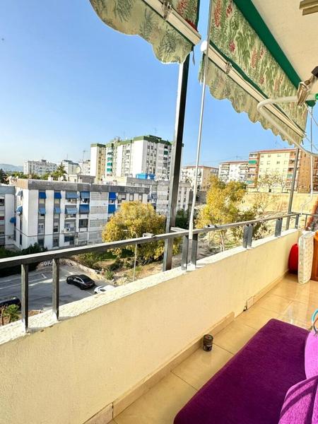 Foto d5fdeaf7-2837-4b96-acb2-c88de43fd916. Dúplex piso duplex en parque lo morant en Virgen del Remedio - Parque Lo Morant Alicante
