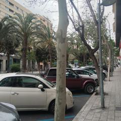 Local Comercial  De scar espl. Local comercial en oscar espla