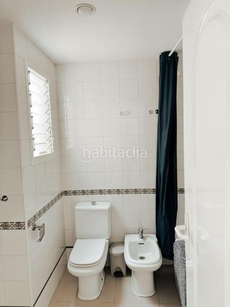 Foto bfc48fb4-7b41-4578-b28f-f85f31b7851e. Rent flat with parking in Playa de San Juan Alicante