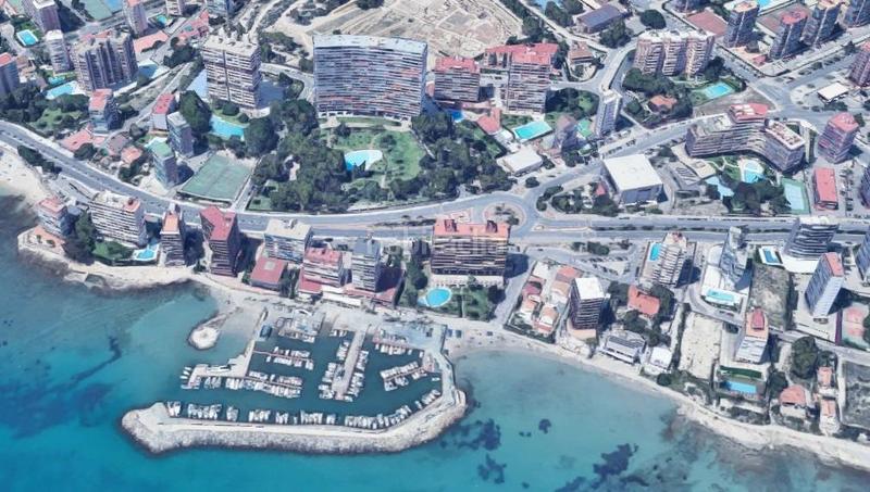 Foto 86d6dcff-501c-4c70-aa7f-1724db9c8a68. Alquiler piso Albufereta, alquiler larga estancia en Alicante