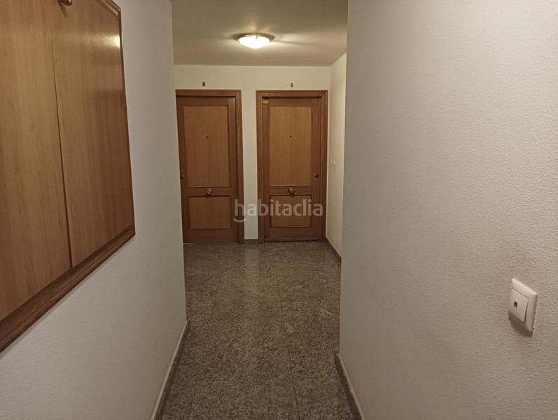 Foto 886be51d-296e-42f2-b471-b4afadcb0750. Pis a Campello Playa Campello (el)