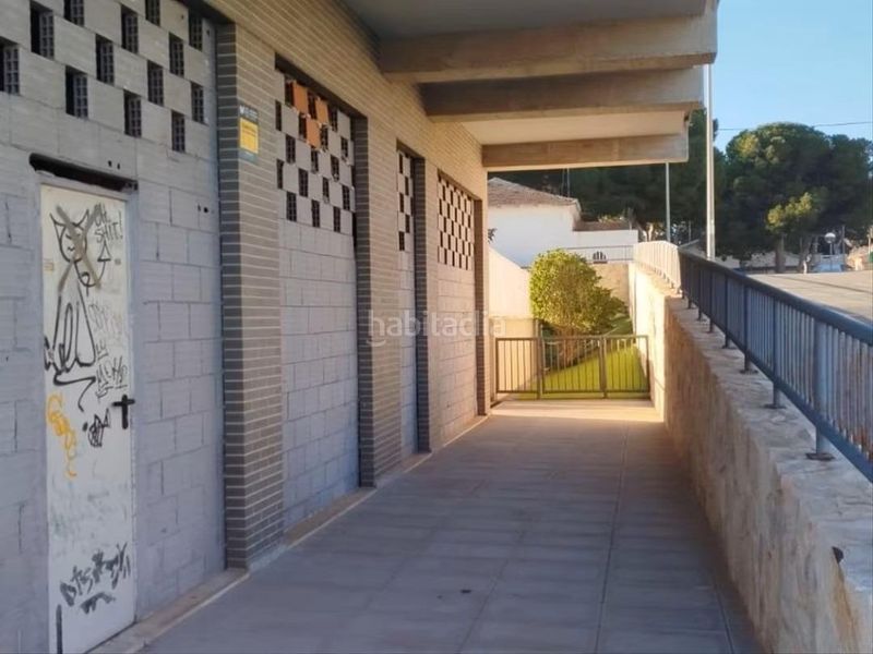 Foto cfd9840e-2219-4b13-849a-7ccd82c1f9e5. Local comercial a Campello Playa Campello (el)