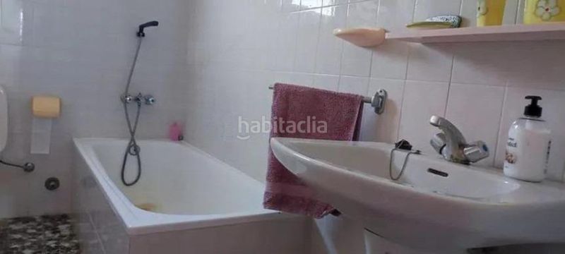 Foto 47232f76-81b6-4322-a853-5f31d35dc15f. Casa adossada a Pueblo Acantilado-Lanuza Campello (el)