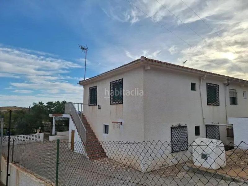 Foto 5581b310-522b-4988-9037-abba86ae7f31. Casa adossada a Pueblo Acantilado-Lanuza Campello (el)