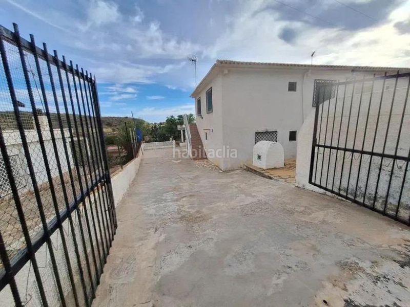 Foto 684c8314-d925-4992-aa7d-d70957262de7. Casa adossada a Pueblo Acantilado-Lanuza Campello (el)
