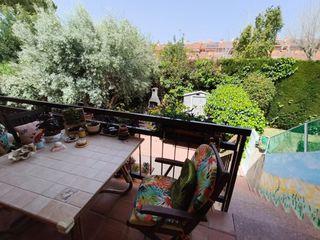 Chalet in Centro. Chalet adosado en centro de san juan pueblo