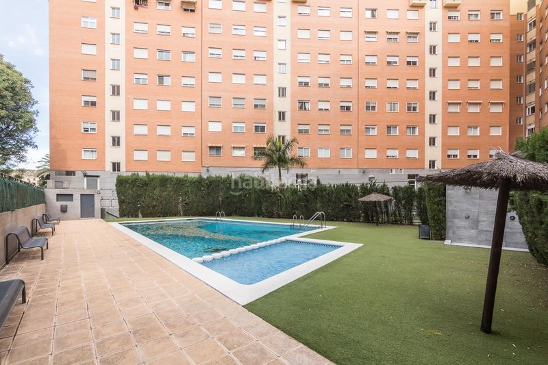 Foto 054a4886-d835-4ee7-aa79-5d6b23fcff3f. Pis amb calefacció aparcament piscina a Paus - Polígono San Blas Alicante