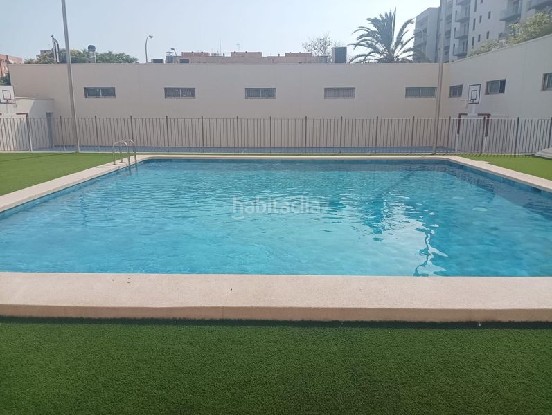 Foto f9d9f224-adba-437e-8908-2684befb475c. Pis amb aparcament piscina a Benisaudet Alicante