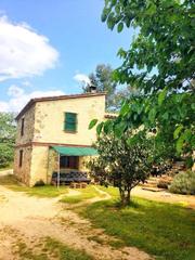 Masia a Llinars del Vallès. Masía con encanto a 30 minutos de barcelona  8.000m de terreno,