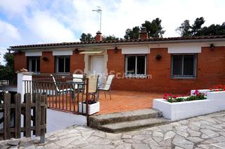 Casa a Palafolls. Exclusiva!! casa con gran parcela plana y vistas al mar en palaf