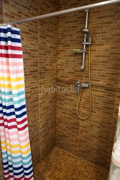 Foto 4b967dce-3227-4416-b6b8-0b27a447a5c2. Casa amplia casa adosada con garaje doble, terraza y 4 habitaciones lista para entrar a vivir en Tordera