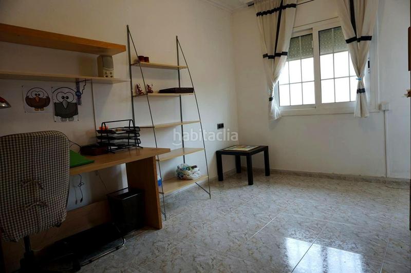 Foto 7ae6be72-1880-4a25-83e8-6f0e650b44a0. Casa amplia casa adosada con garaje doble, terraza y 4 habitaciones lista para entrar a vivir en Tordera