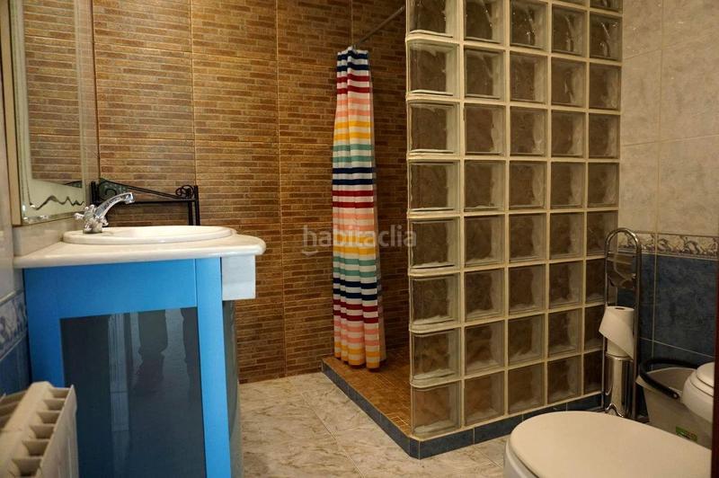 Foto 8fc3898b-f8ae-4024-9da0-5adbe60fceb7. Casa amplia casa adosada con garaje doble, terraza y 4 habitaciones lista para entrar a vivir en Tordera