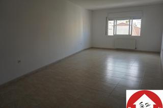 Pis a Sant Pere. Piso a estrenar con balcón en tordera  98m, 3 habitaciones y 2 b