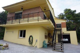 Chalet in Palafolls. Chalet con gran parcela y muchas posibilidades en palafolls