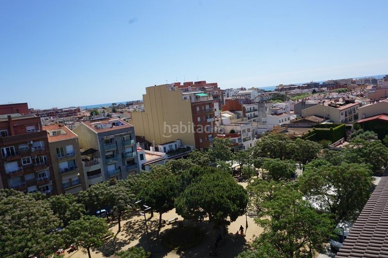 Foto 4f57a237-987c-4d1c-9ee6-f2bfa534a043. Àtic amb calefacció a Centre Pineda de Mar
