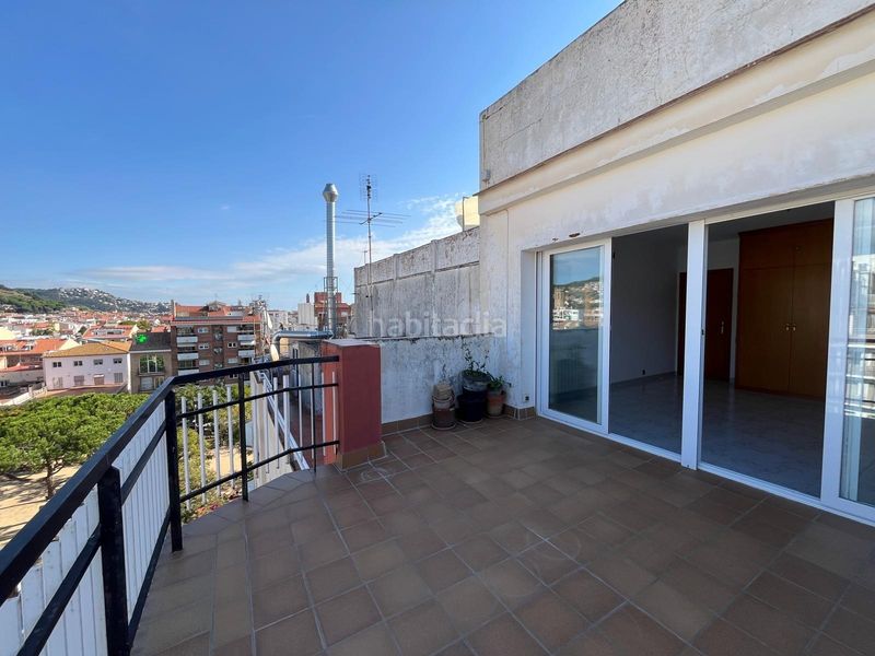 Foto decdb395-627b-4656-a920-3140742c81ff. Àtic amb calefacció a Centre Pineda de Mar