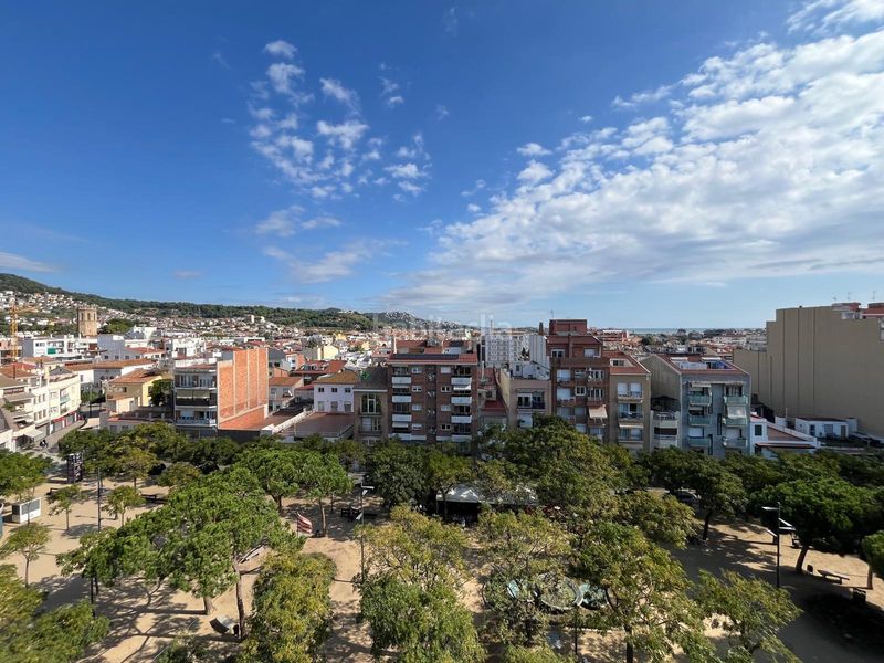 Foto dff4b37a-f85f-4687-b7fd-abba74bb1bab. Àtic amb calefacció a Centre Pineda de Mar