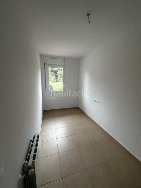 Foto c097b331-625d-49a2-9ddb-e50bab27ed8d. Casa amb calefacció aparcament a Tordera Tordera