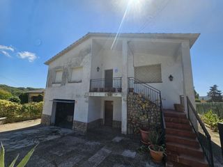 Chalet in Mas Mora-Sant Daniel. Encantadora finca muy bien ubicada.con muchas posibilidades, 2vi