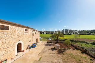Mas à Sant Llorenç des Cardassar. Se vende finca en sant llorenã des cardassar