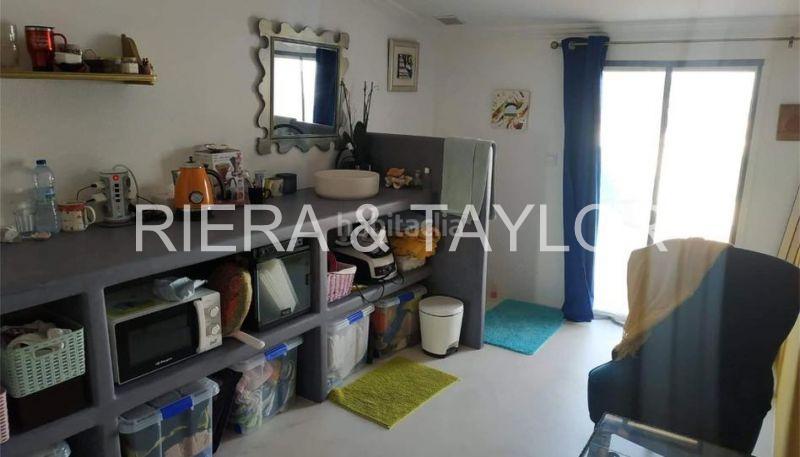 Foto a84cf635-ffea-45ed-93ec-b48ef57eac2c. Casa aparellada a Capdepera poble Capdepera