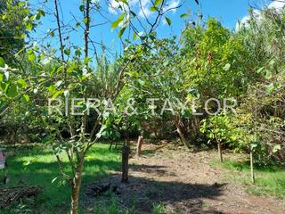 Finca rústica a Capdepera Poble. Terreno con agua y luz en capdepera