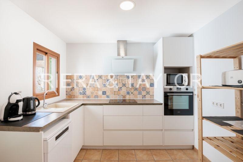 Foto 1b1213a1-7598-4b21-b087-45d05dfec62e. Casa pareada casa con licencia de alquiler turãstico en Felanitx