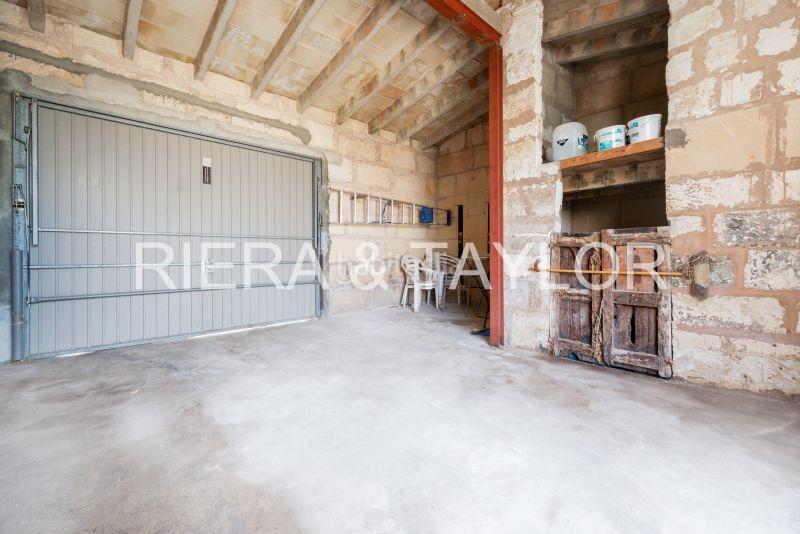 Foto c7f6f2d7-b7c2-442b-8d0d-c6a4df9d0775. Casa pareada casa con licencia de alquiler turãstico en Felanitx