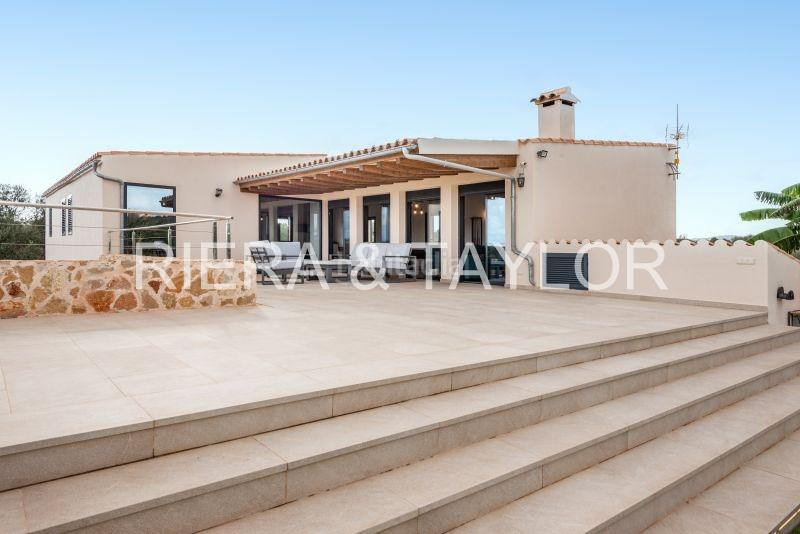 Foto 0c33b15b-aae1-4ddf-b5d3-0ca79538c740. Masía finca con piscina en Campos poble Campos