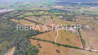 Finca rústica a Manacor Centre. Terreno en zona tranquila con bonitas vistas al paisaje en manac