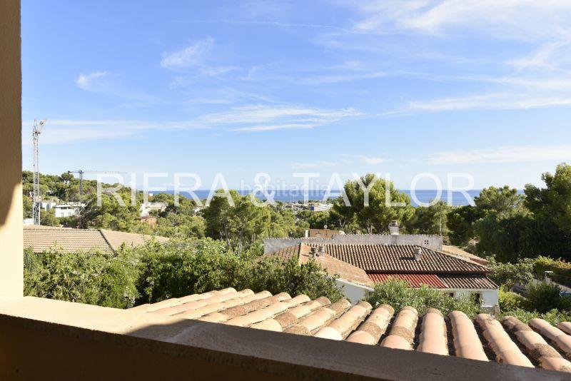 Foto 62b129df-5eb4-4317-8468-8ce0eaa57c26. Casa bifamiliare in Costa d´en Blanes Calvià