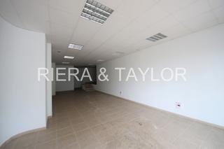 Local commercial à Manacor Centre. Local de 99,30 metros muy cerca de los multicines en manacor