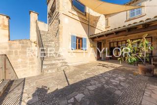 Towny house in Petra. Casa en petra con estilo mallorquãn