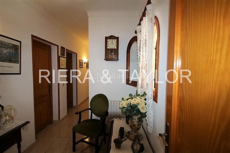 Foto 658a471c-2da5-410e-90c1-e010a523172f. Casa aparellada a Cala Ratjada Capdepera