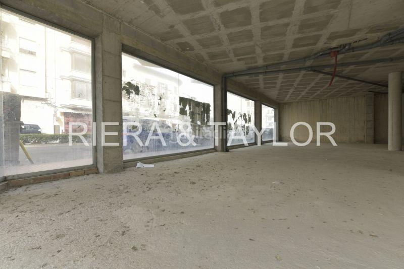 Foto fc4abad8-c574-4e2f-b3b7-c79df59dfeff. Locale commerciale in Manacor centre Manacor