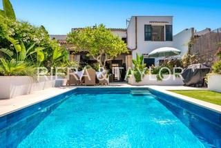 Maison jumelée à Son Servera Poble. Adosado reciãn reformado con piscina en venta en son servera