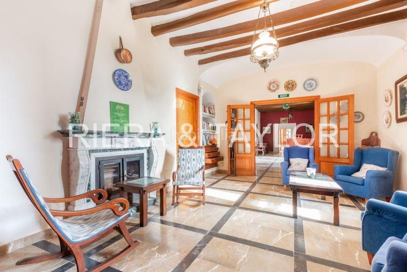Foto 7c44eaac-c283-443b-b01d-d19a1a37d011. Casa aparellada a Sencelles