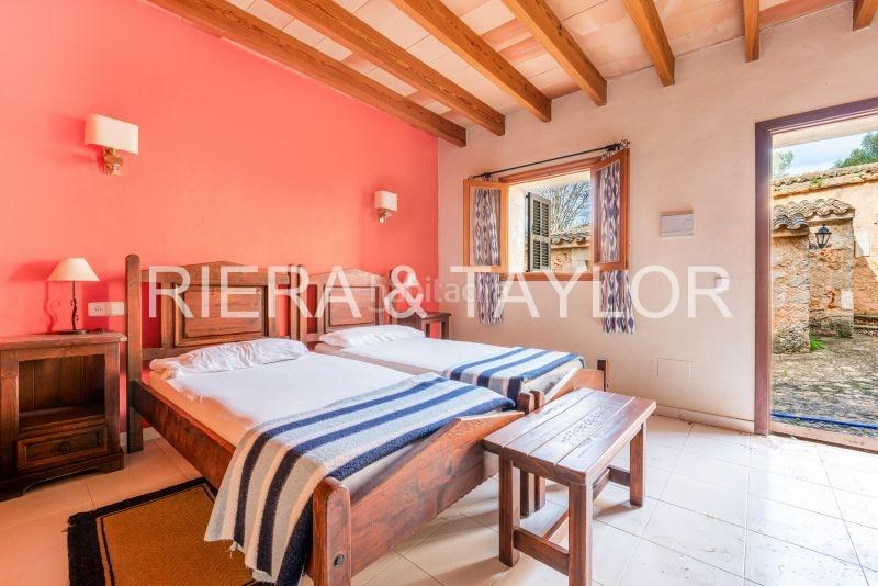 Foto a9685a29-8b8a-41ed-957b-113ada81b6c7. Casa aparellada a Sencelles
