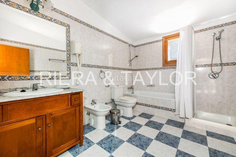 Foto ee44c880-9cdf-4ae1-a808-59cf3baeee37. Casa aparellada a Sencelles