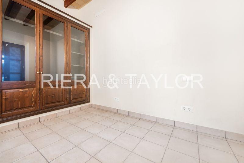 Foto 9a2457d8-8bdd-460c-b266-95952cc8ba82. Casa pareada casa en Capdepera poble Capdepera