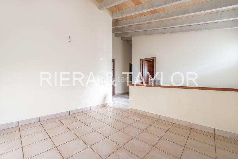 Foto c9f0b8c4-e328-4a5c-a2f1-ae3d7f587468. Casa pareada casa en Capdepera poble Capdepera