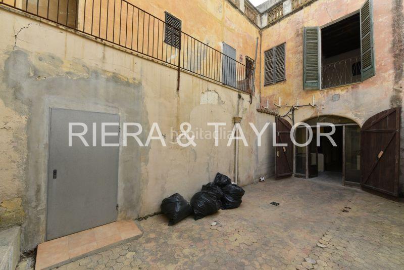 Foto e4dca7f4-77a2-4d8d-9d42-8d4f1a09218c. Casa pareada casa seãoral en Manacor centre Manacor