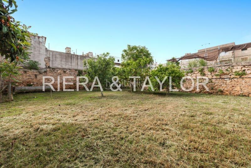 Foto f255ff85-d087-4f7a-a8a0-bc2090bbf80b. Casa pareada casa con garaje en Son Servera poble Son Servera