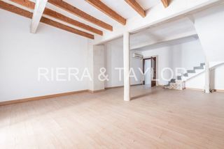 Towny house in Artà Poble. Casa en arta