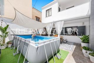 Towny house in Zona Portuària. Chalet independiente en son rapinya