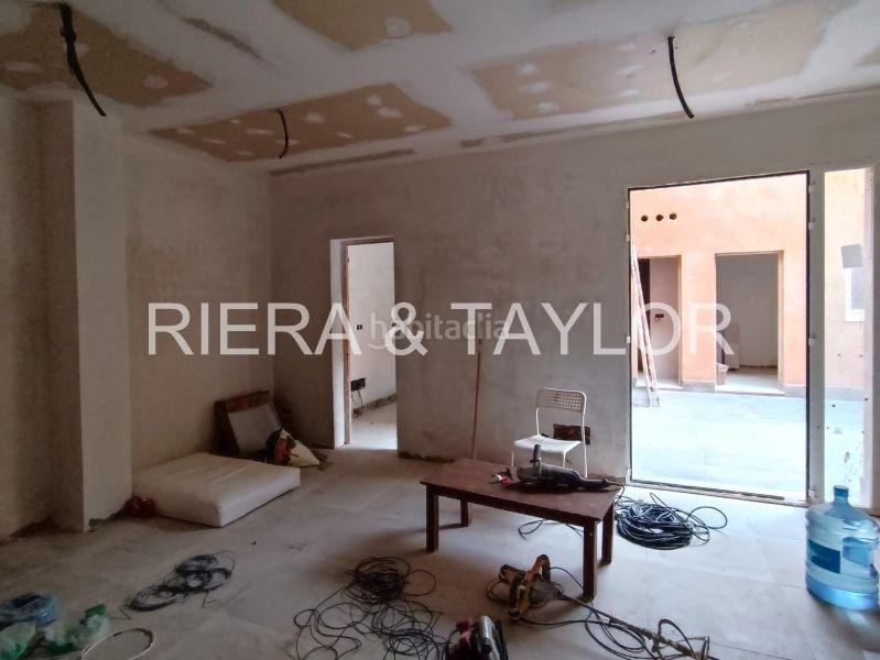 Foto af57c42c-9c9f-4d87-8ff6-3733fbb6f99f. Doppelhaus in Manacor centre Manacor