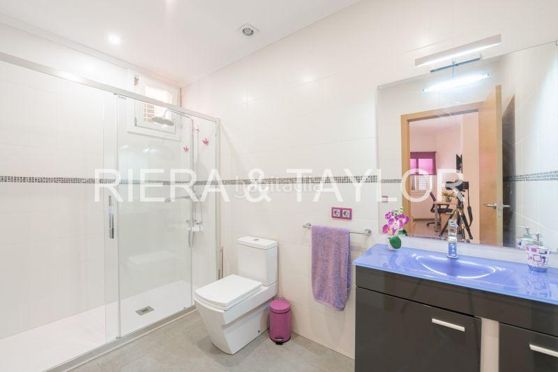 Foto 4660bd49-b39f-492e-a40b-c38d0b856927. Casa pareada se vende casa con piscina en Capdepera poble Capdepera