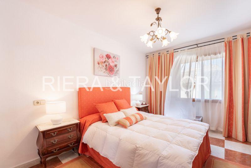 Foto 807df3a4-f5c0-49db-a626-9f0e14cf3d66. Casa pareada se vende casa con piscina en Capdepera poble Capdepera