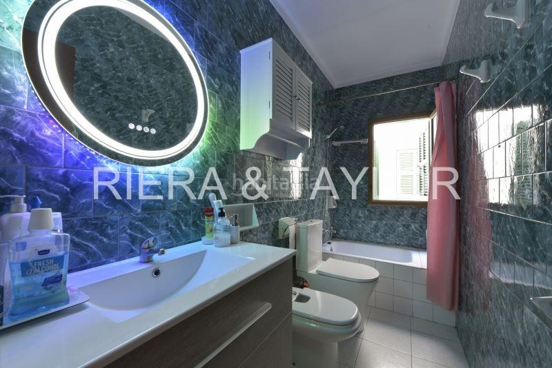 Foto a6b5ee6c-e01a-4e45-8962-cd69dec02749. Pis a Manacor centre Manacor